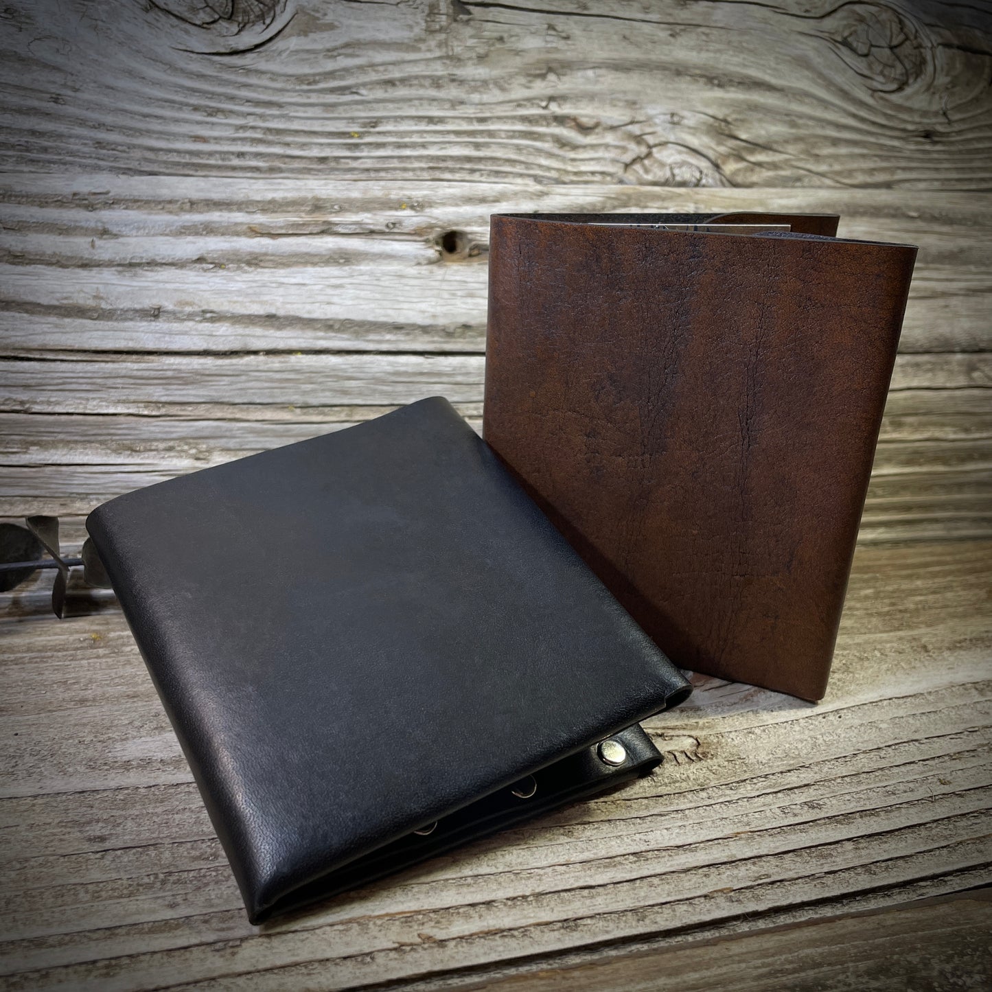 Simple Leather By-Fold Wallet