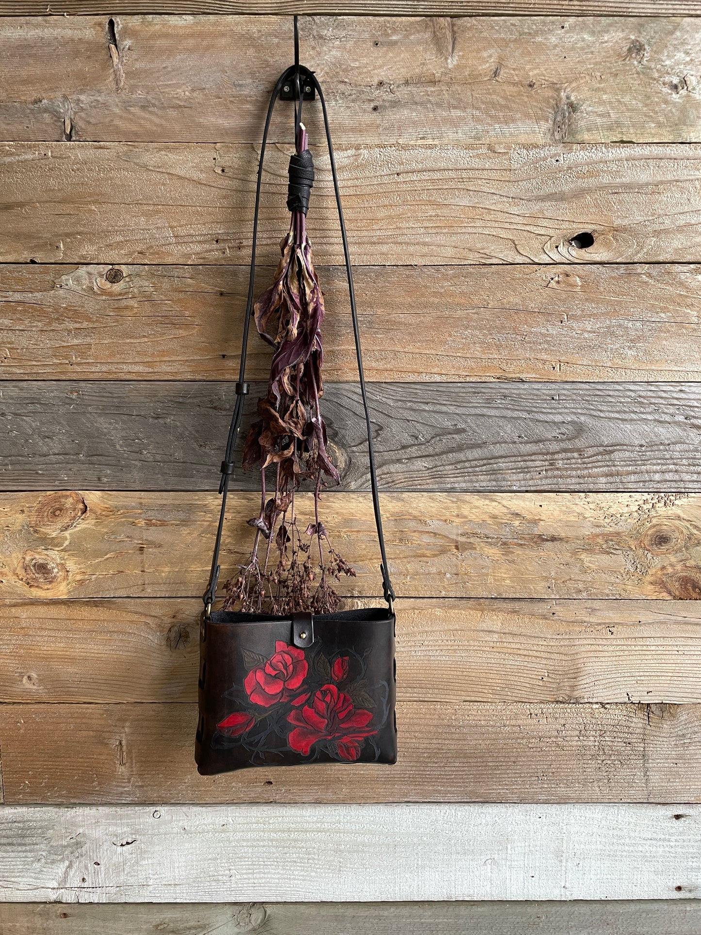 Red Thorn of Roses Leather Bag